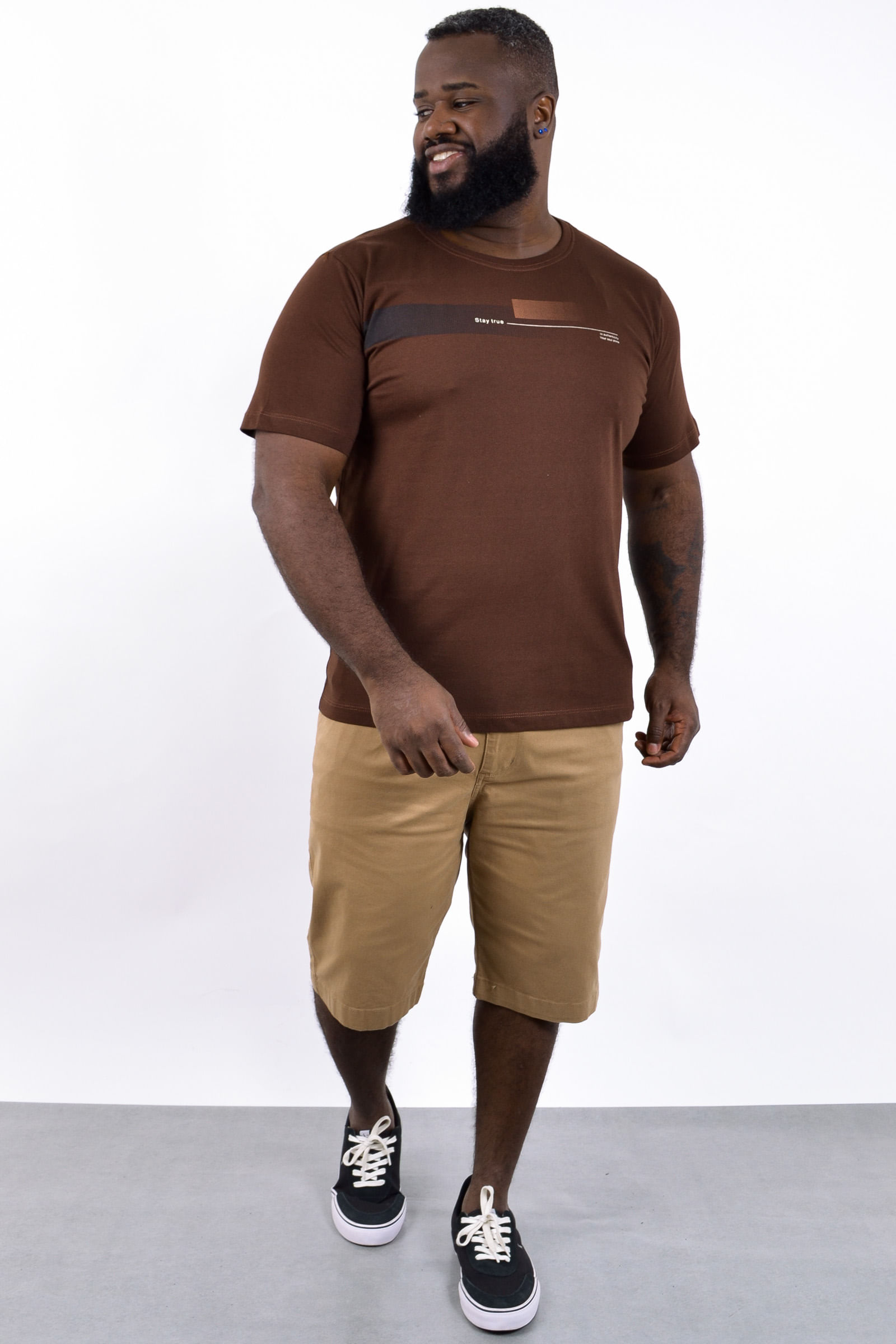 Camiseta masculina meia malha estampa localizada frente_0020_2.jpg